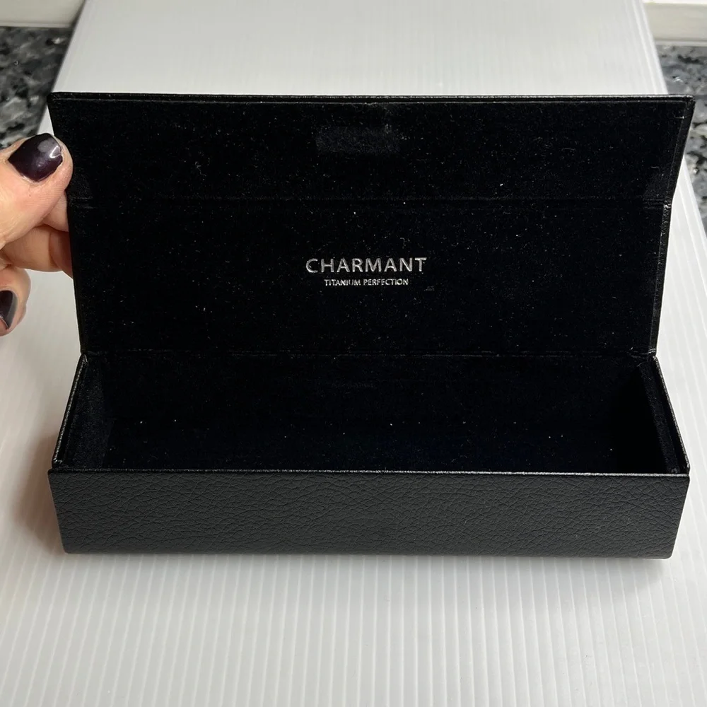 Charmant Eyeglasses Leather Velvet Lined Magnetic Case